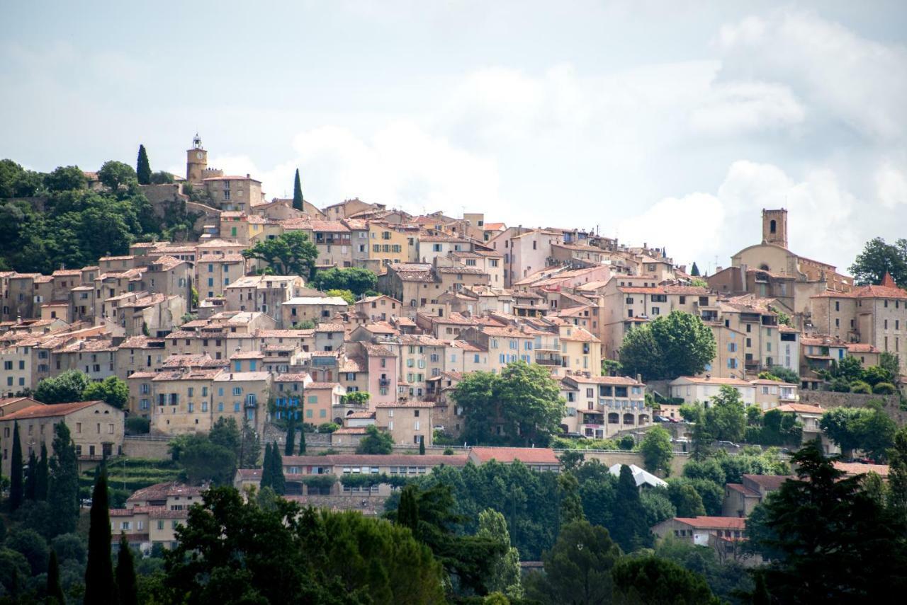 Bed and Breakfast Le Mas Des Romarins Fayence Exterior foto