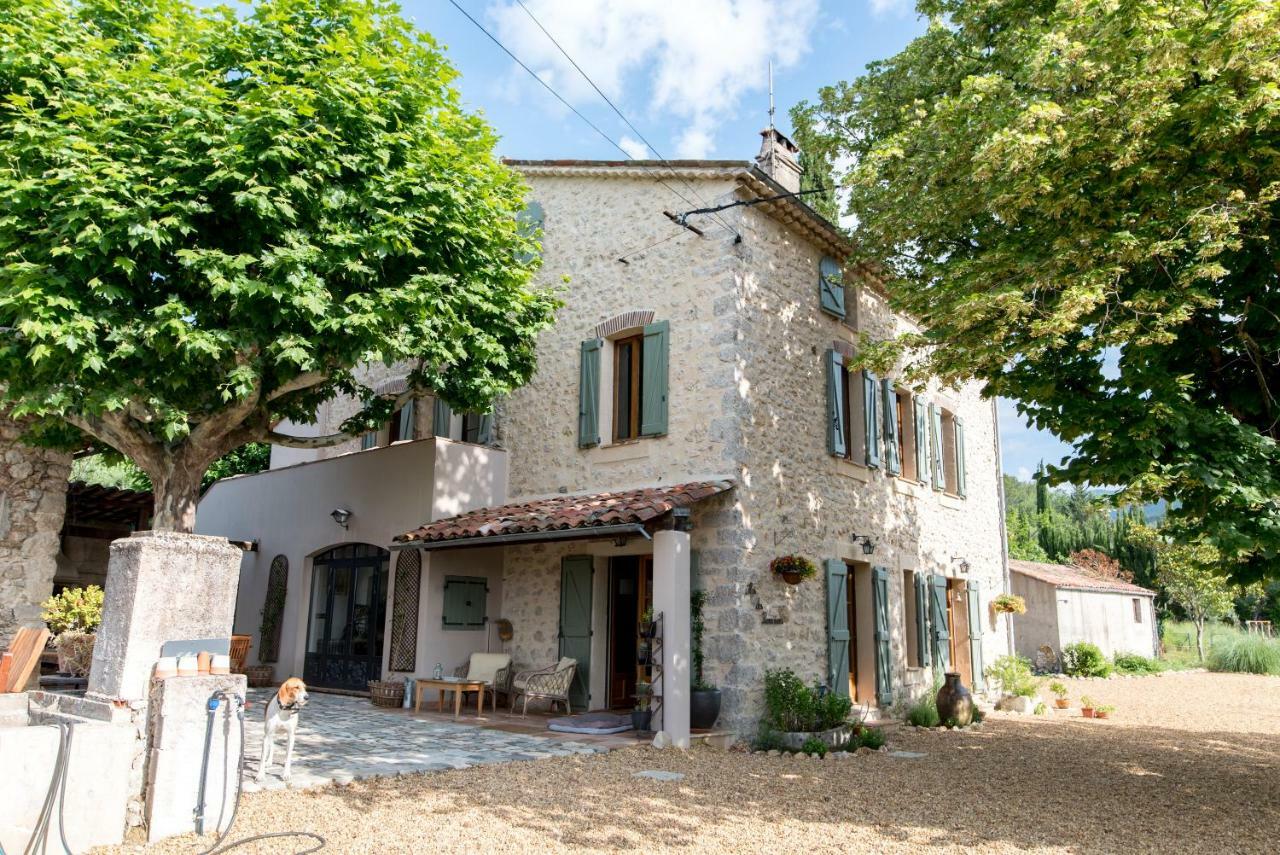 Bed and Breakfast Le Mas Des Romarins Fayence Exterior foto